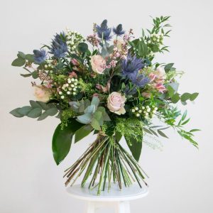 loose natural bouquet