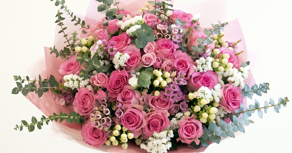 pink roses flower arrangemnets