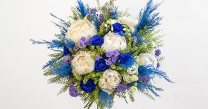 violet blue roses