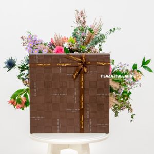 flower bouquet with chocolate box