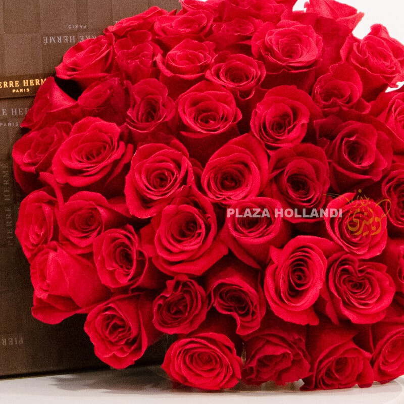 red roses with chocolates