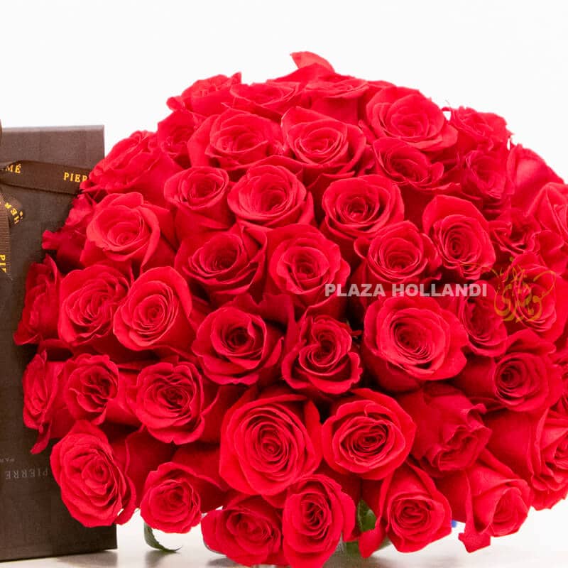 Red roses with chocolates