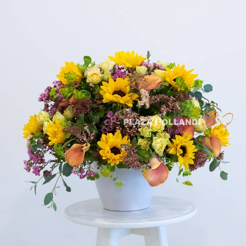 Sunflower and calla lily flower arrangement