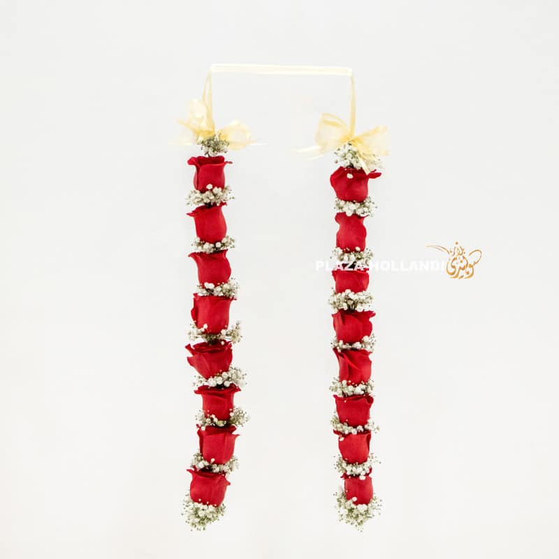 Open red graduation garland