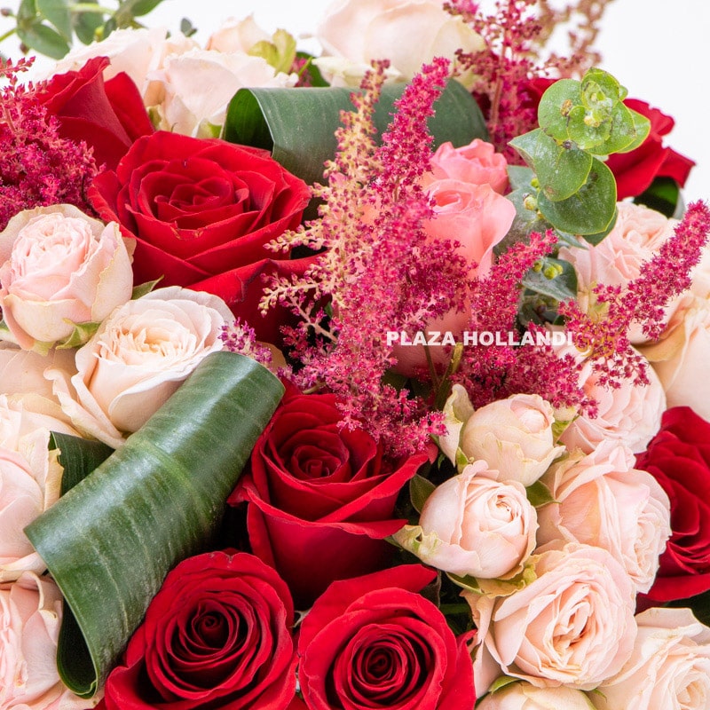 flower arrangement and pink roses