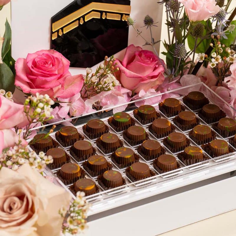 Hajj Mubarak Chocolate & Floral Gift Set