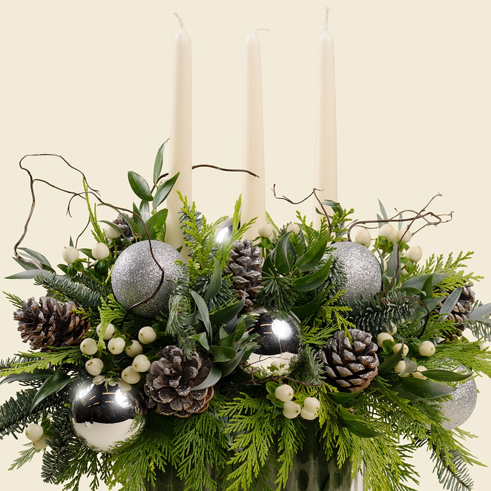 1.2 Christmas Centerpiece with 3 White Candles