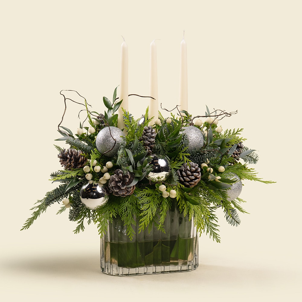1 christmas-centerpiece-3-white-candles
