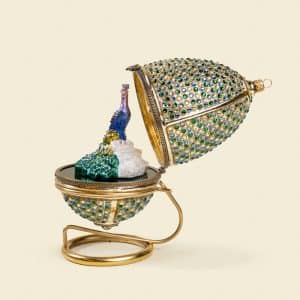 Komozja Peacock Hinged Fabergé-Style Egg – Handcrafted Luxury Ornament